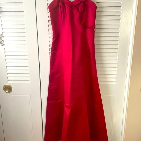 petite short sleeve dresses Petite Short Sleeve Wedding Dress – HAREM's Brides